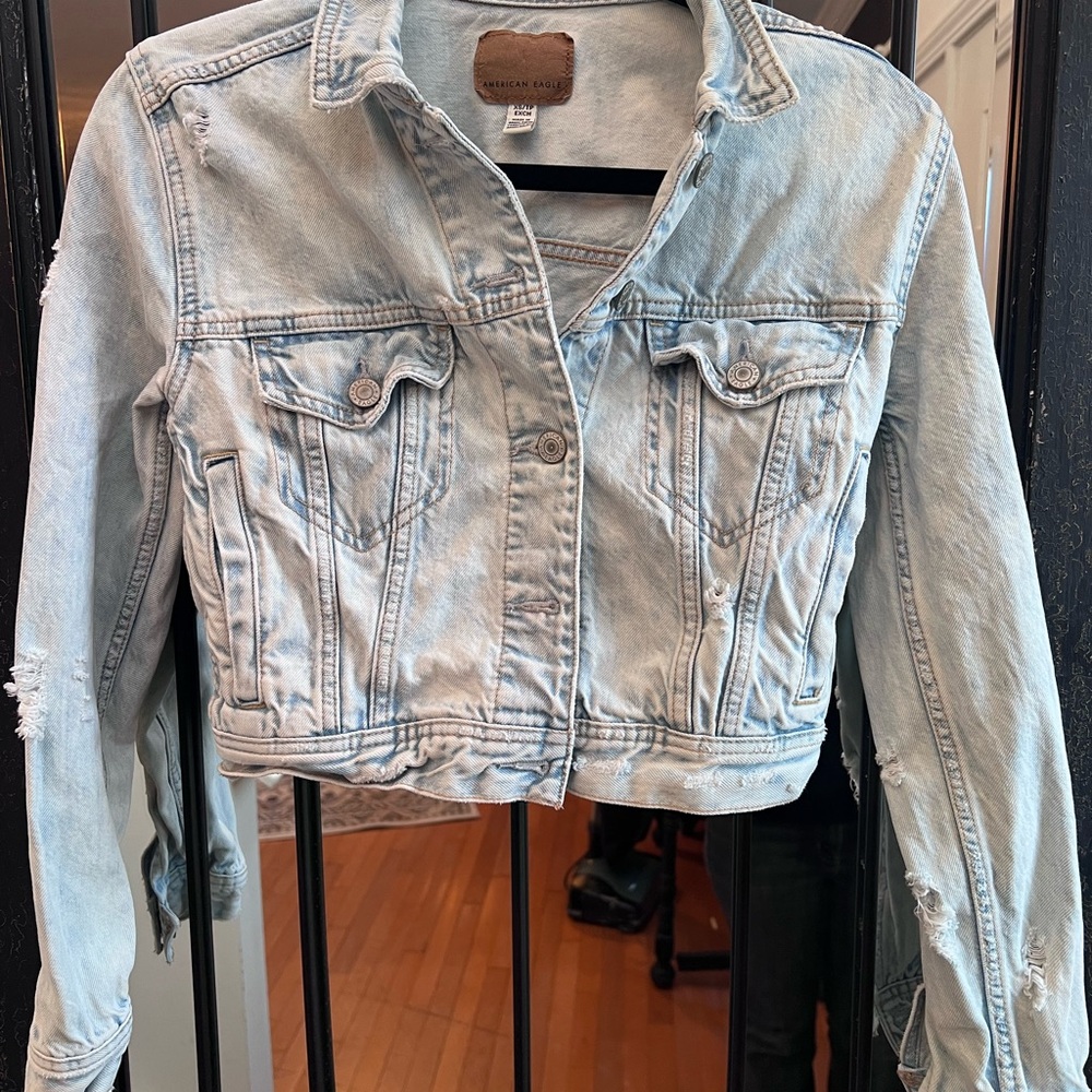Light Blue Cropped Denim Jacket